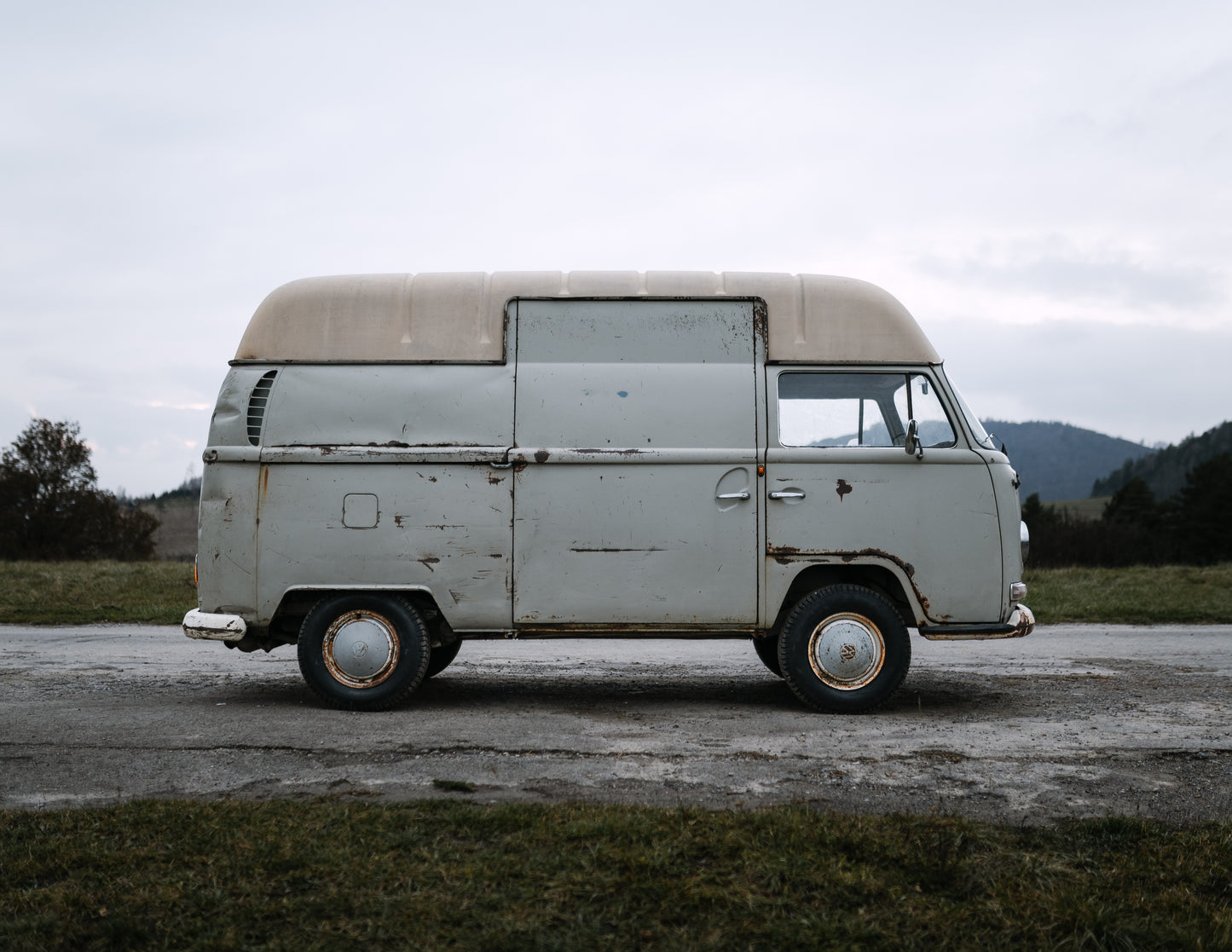 VW T2A Highroof 1969
